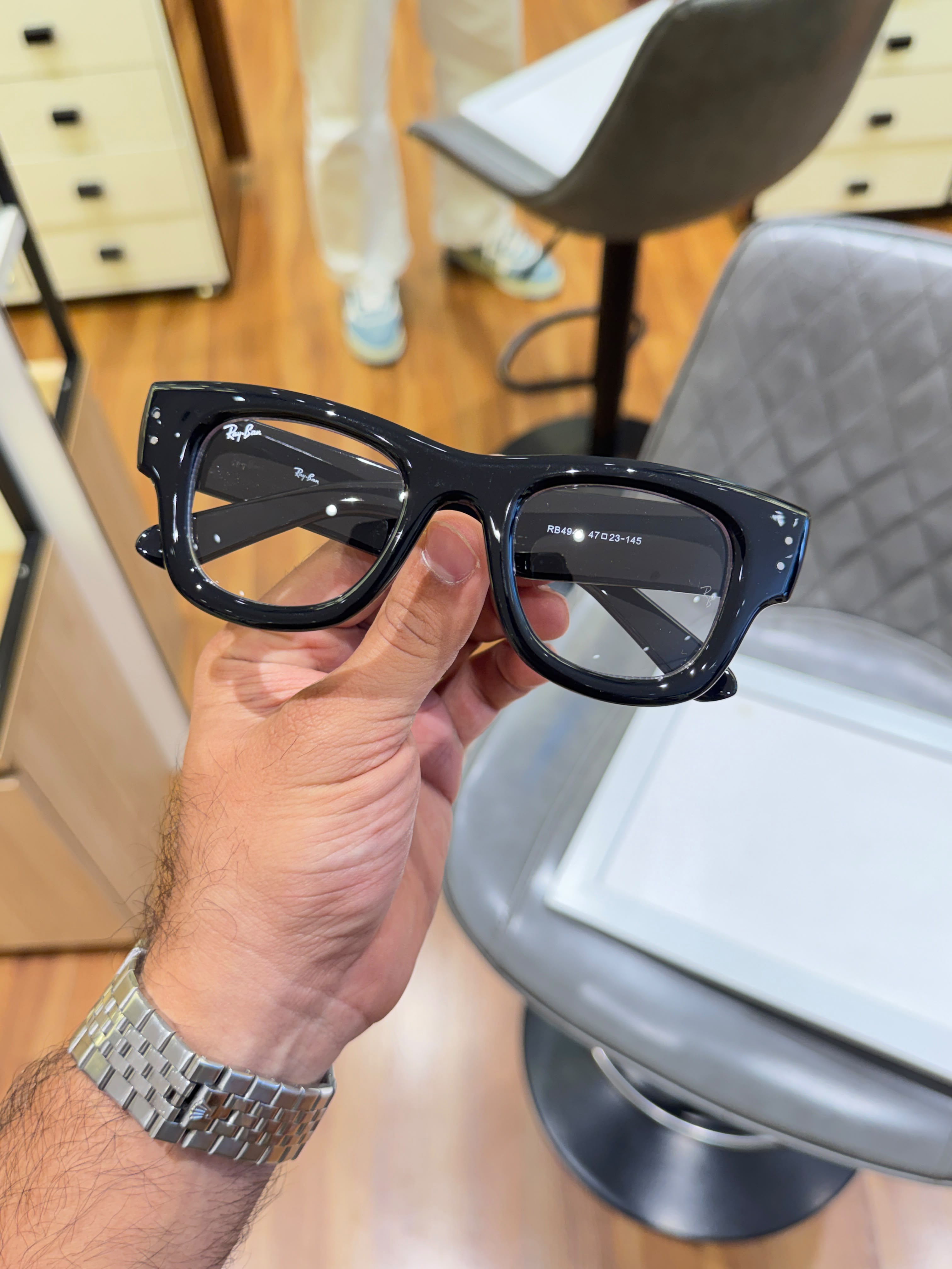 Ray Ban  Sunglass