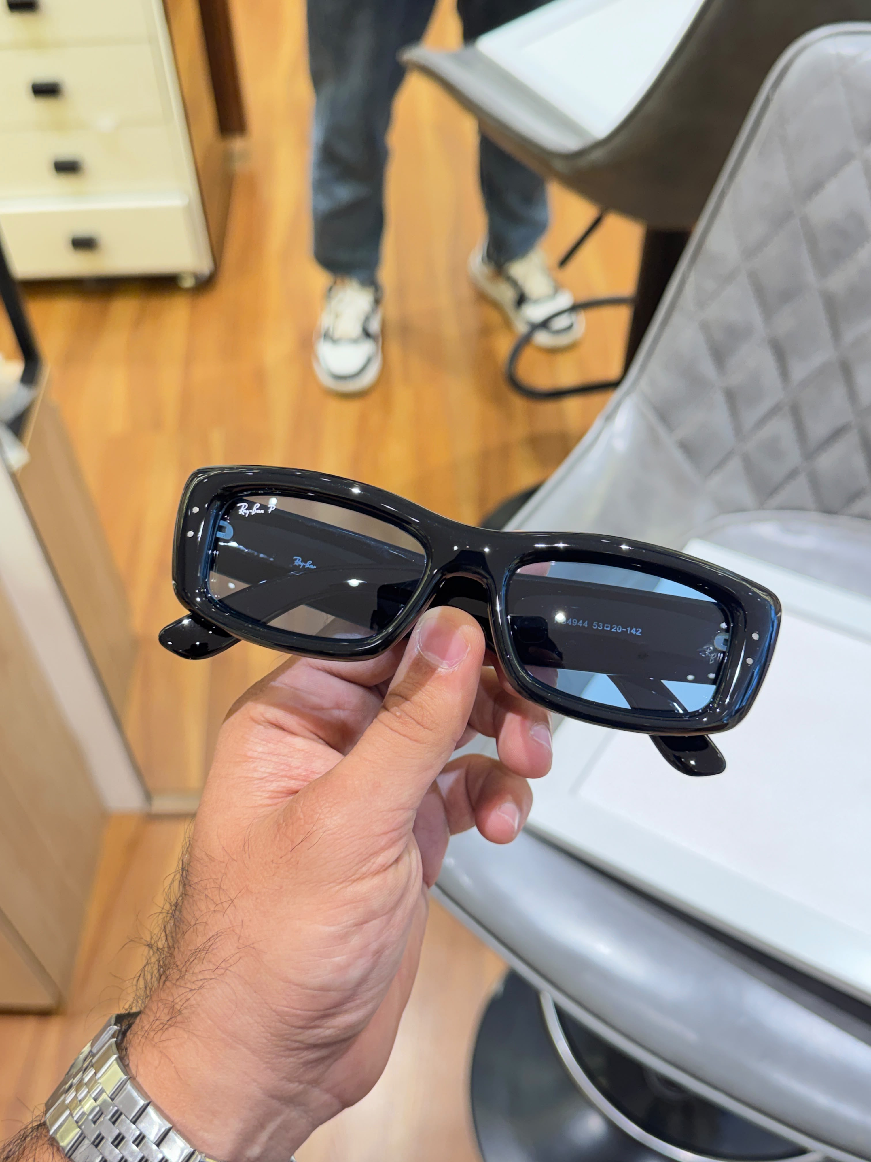 Ray Ban  Sunglass